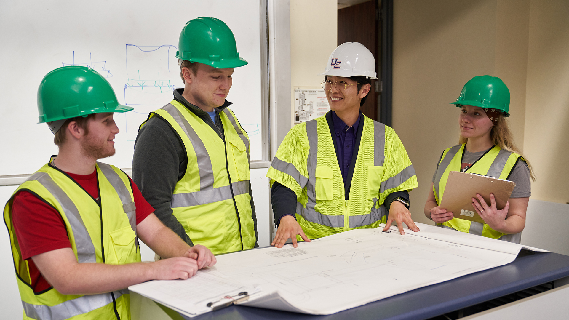 Construction Management Training in the UK: Courses, Careers, and Technology in 2025