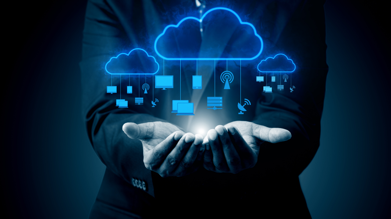 AI-Enhanced Cloud Computing: Transforming Business Operations & Data Management