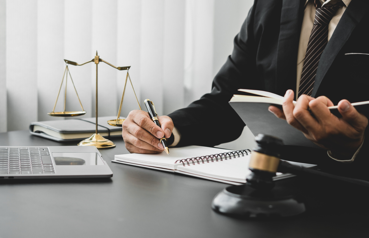 Workers' Compensation & Personal Injury: Navigating Overlapping Claims