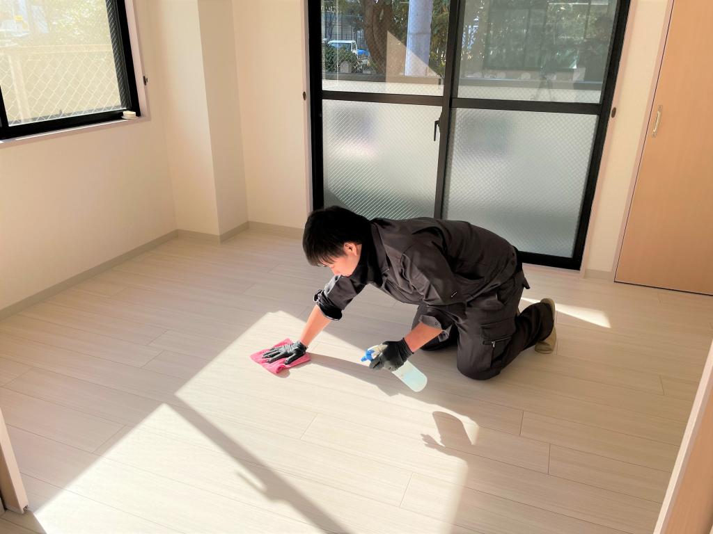 季節の大掃除や引越し・開業時に役立つ！プロも活用する清掃テクニックとエコクリーニングのススメ