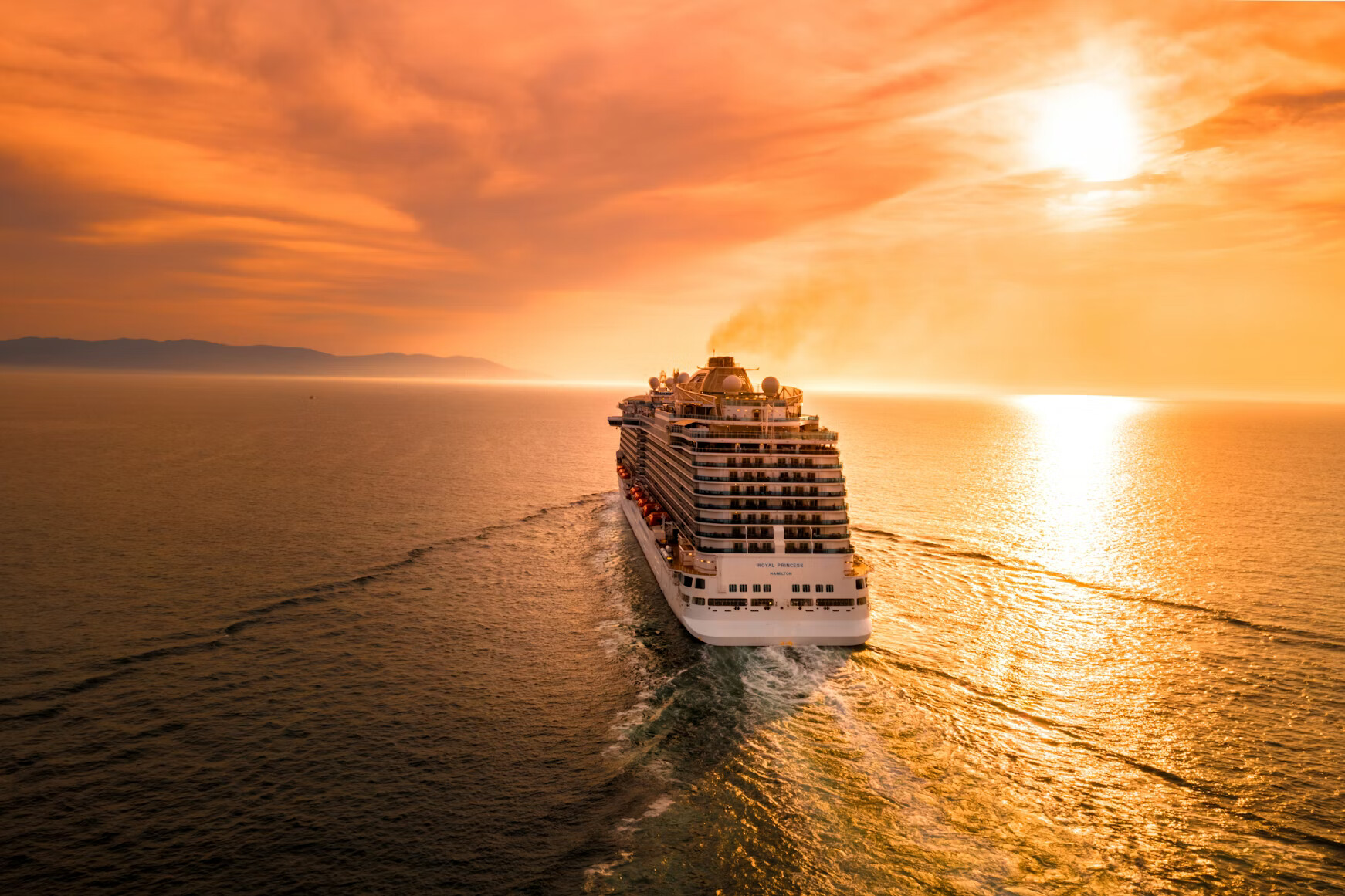 Holiday Cruises 2025: Ultimate Guide to December Voyages at Sea
