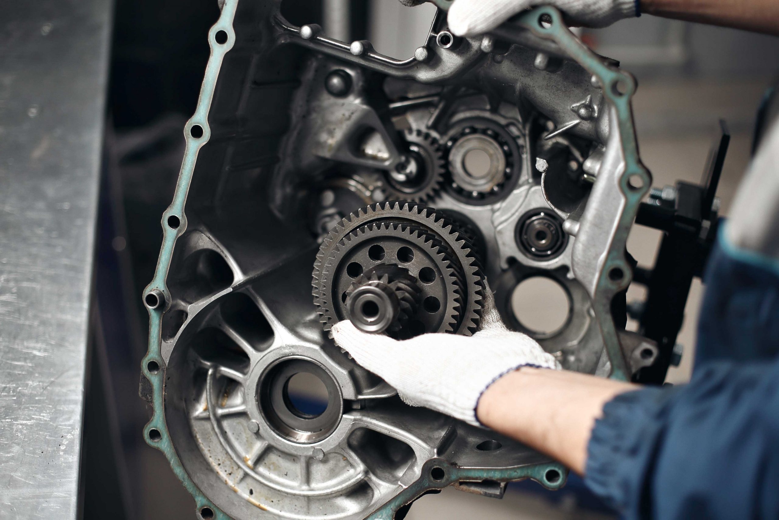 Transmission Wear Signs & Maintenance: Fluid, Filters, and Software Updates