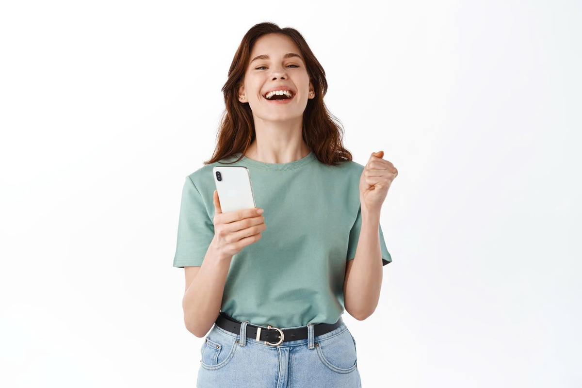 How to Get Free or Low-Cost Mobile Service and Phones: Practical Strategies