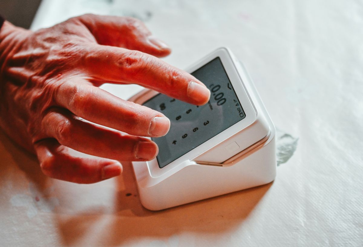 AI Wearables for Seniors: Fall Detection, Health Monitoring & Independence