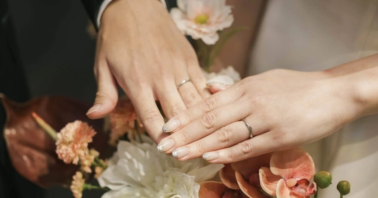 結婚式の費用を抑える賢い方法｜少人数・オフシーズン・会場選びで実現する節約術