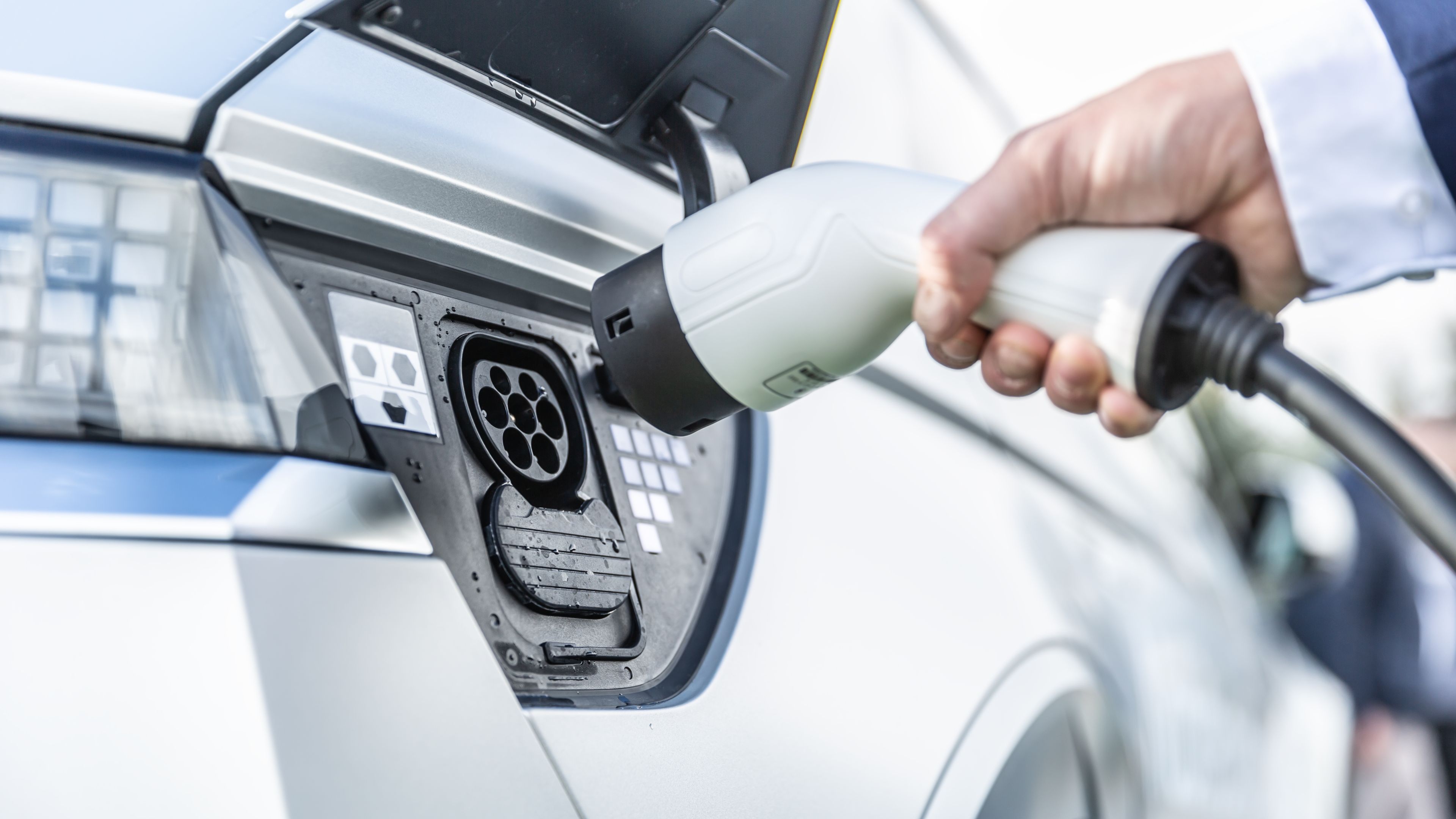 Electric Vehicles Made Affordable: Financial, Environmental & Charging Guide