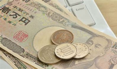 緊急時のお金の借り方まとめ｜即日融資・ネットカードローン・ラインローンの比較と注意点