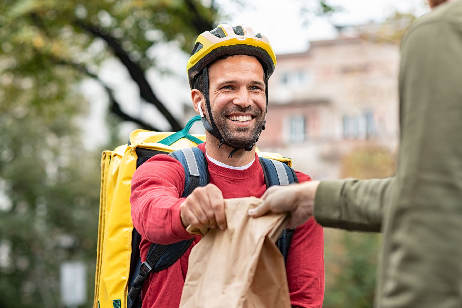 Exploring Delivery Jobs: Food & Water Delivery Opportunities, Tips, and Insights
